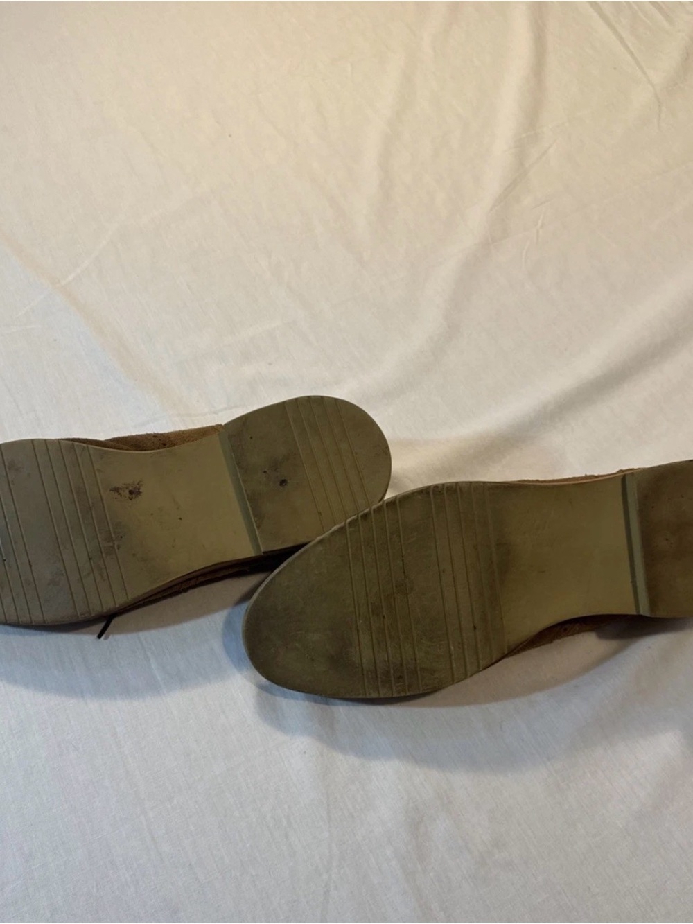 BANANA REPUBLIC Suede Leather Wingtip Dress Shoes Mens 10.5 - Picture 4 of 4